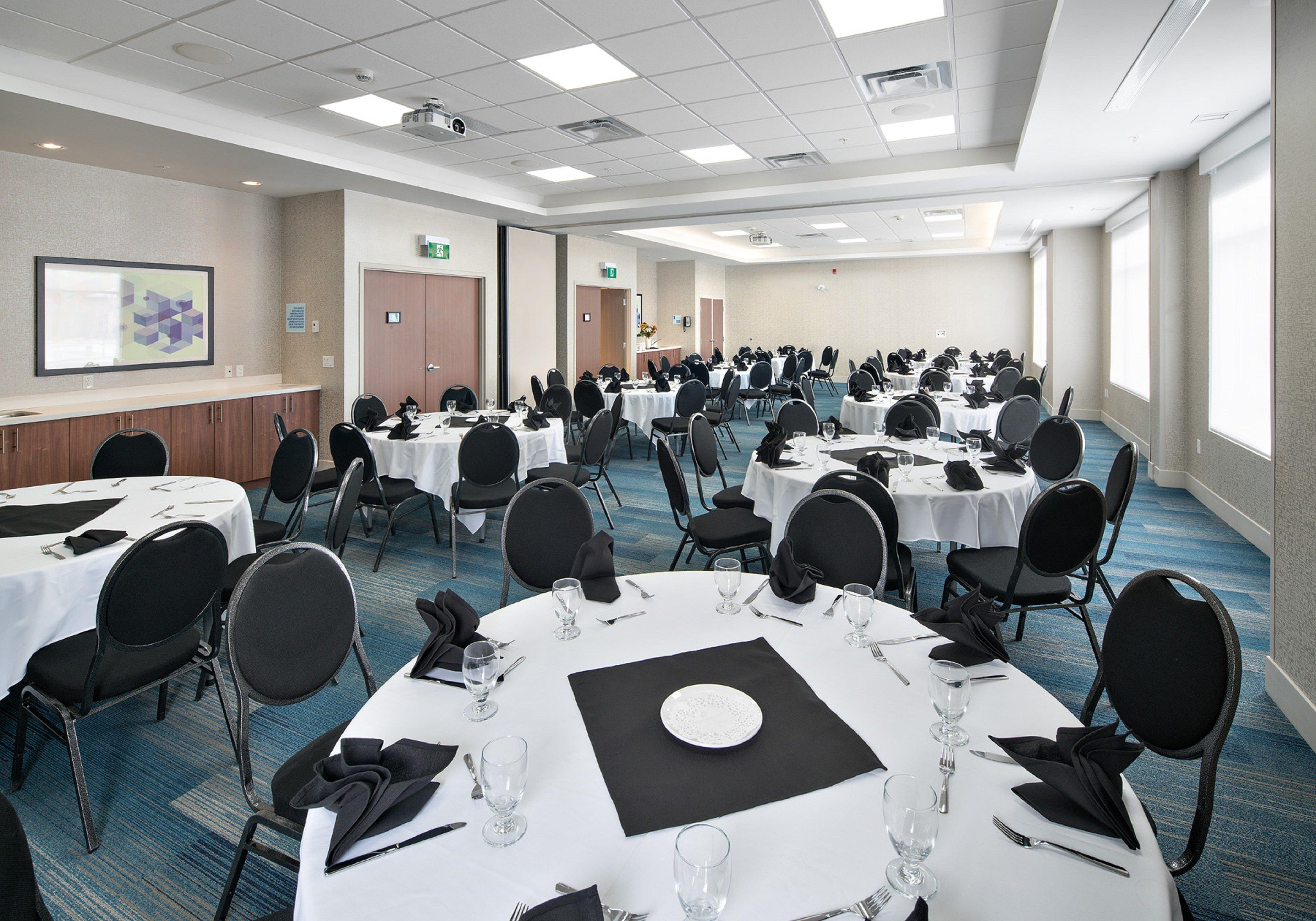 Holiday Inn Express - Red Deer North By Ihg Esterno foto