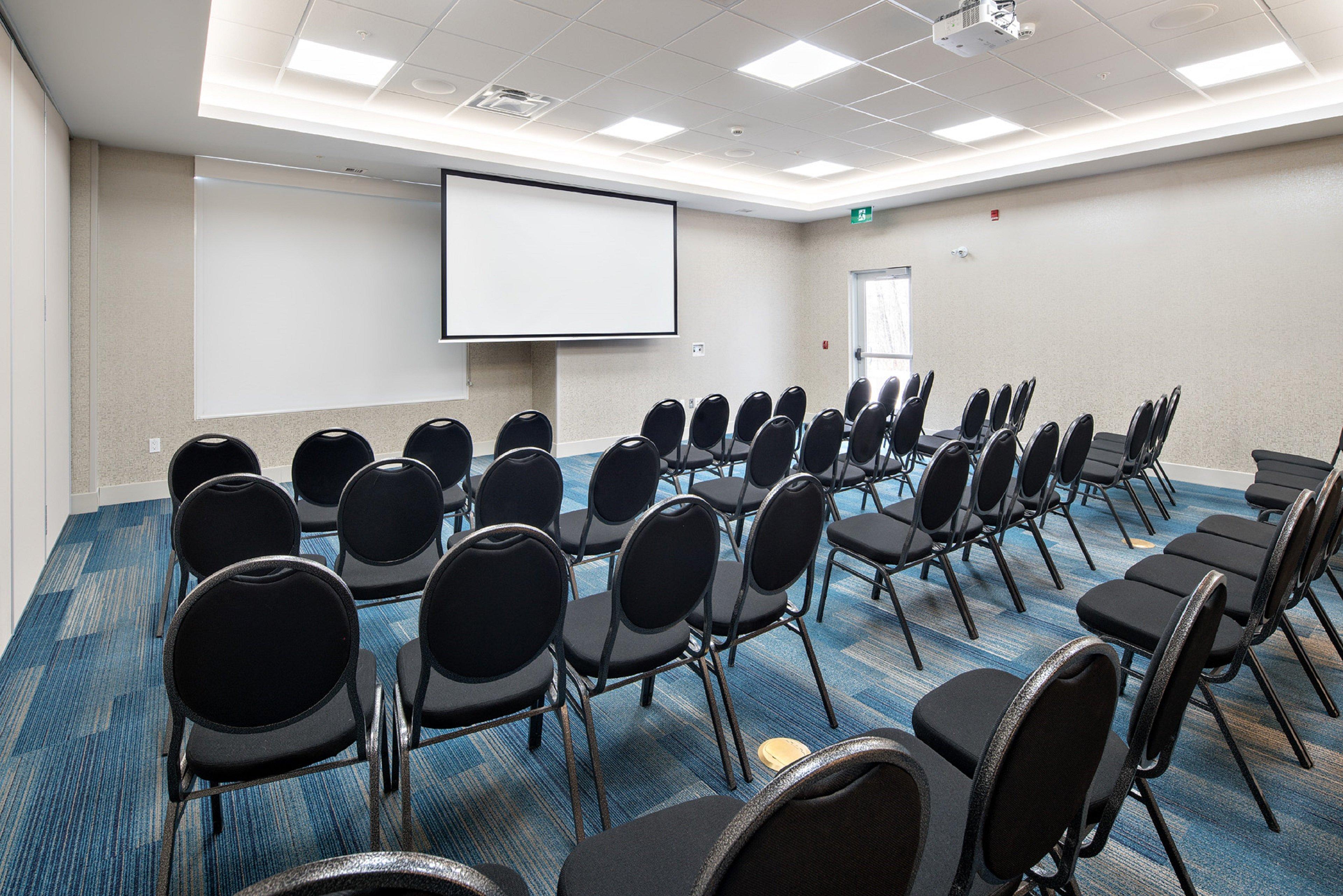 Holiday Inn Express - Red Deer North By Ihg Esterno foto
