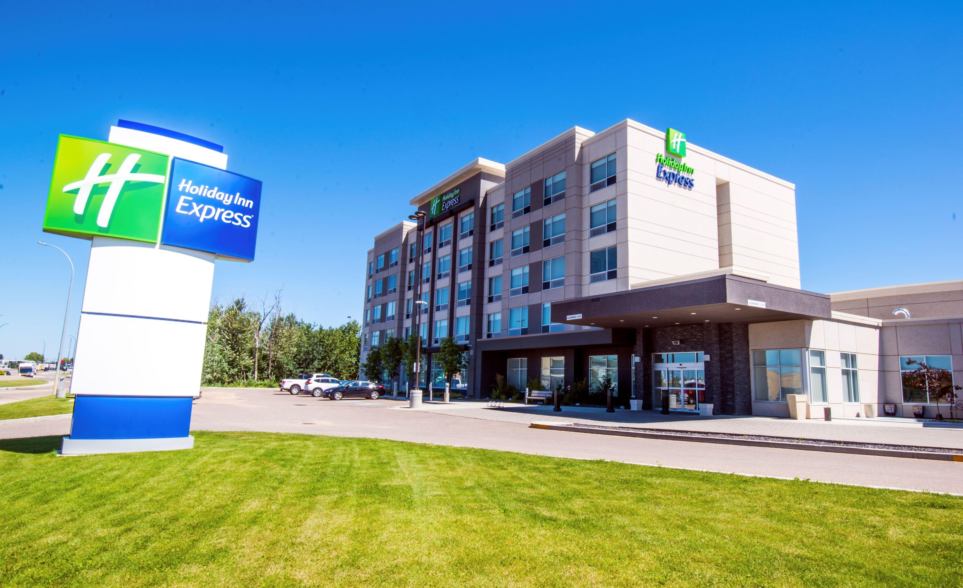 Holiday Inn Express - Red Deer North By Ihg Esterno foto